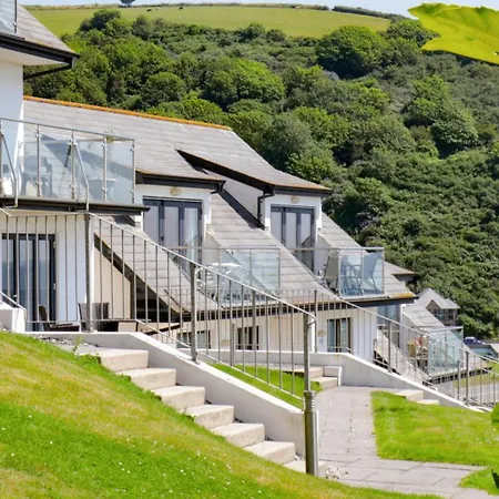 Breakers - Mount Brioni Ferienhaus *